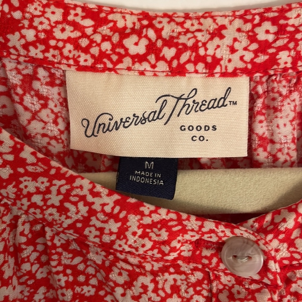 Universal Thread Blouse - Picture 2 of 4